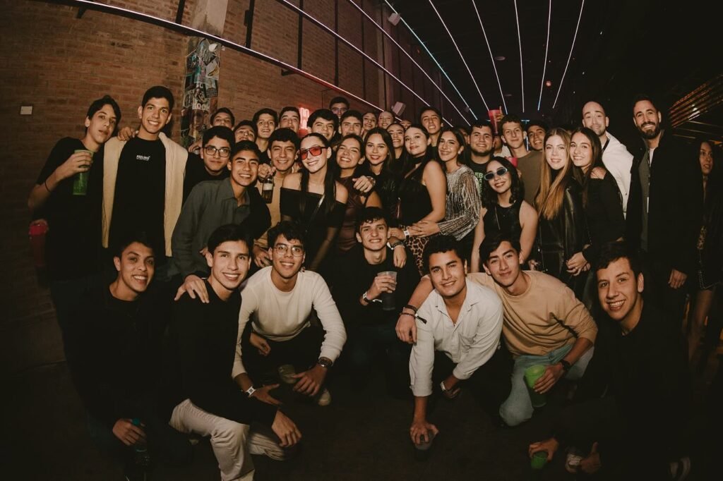 Instagram post from cuartadimension_estudiantil. This post is in position 8.